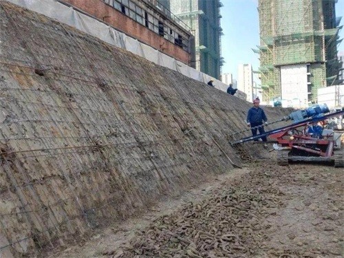瓦房店建筑边坡支护